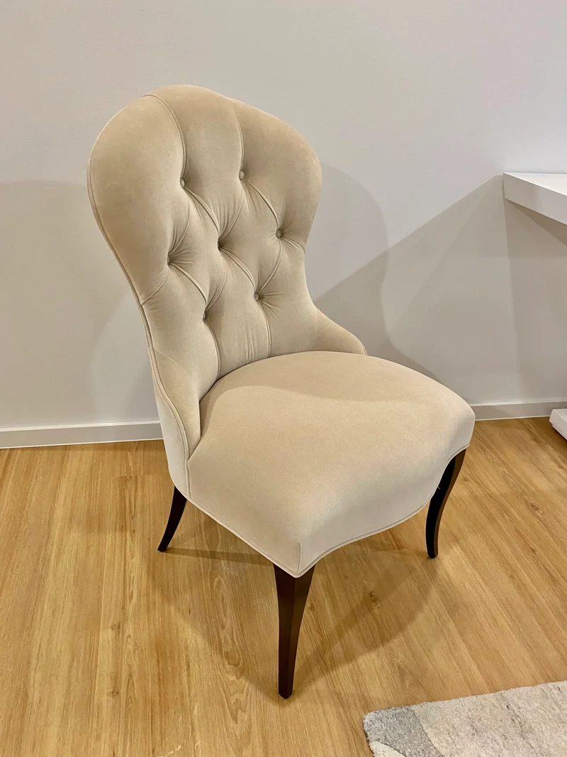 Christopher Guy exklusiver Stuhl 30-0099 von Instylior