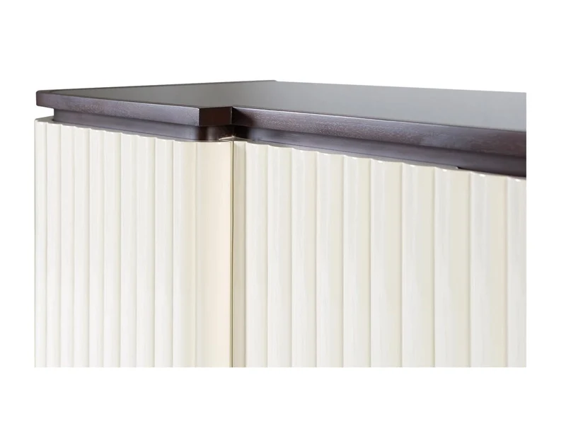 Christopher Guy elegantes Sideboard 85-0074 von Instylior