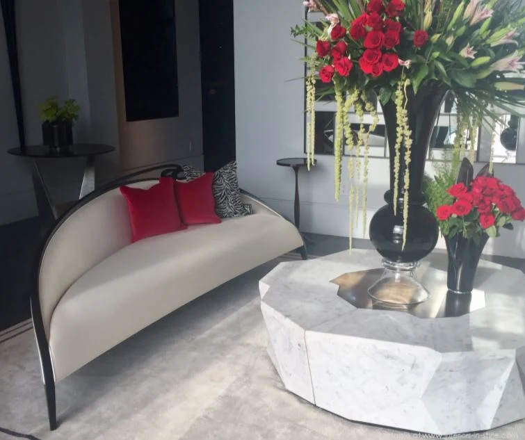 Christopher Guy elegantes Sofa 60-0555 von Instylior