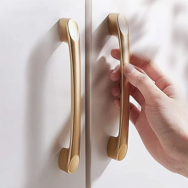 Vila 8605 Zink Alloy Door Handles Golden Door Handles Golden Drawer Door Cabinet Handles for Bathroom and Kitchen cabinets
