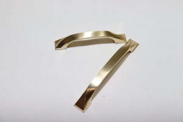 VILA |6583| Drawer Handles Pulls Solid Zinc Alloy Furniture cupboard or Kitchen Drawer Handles 1-Pec