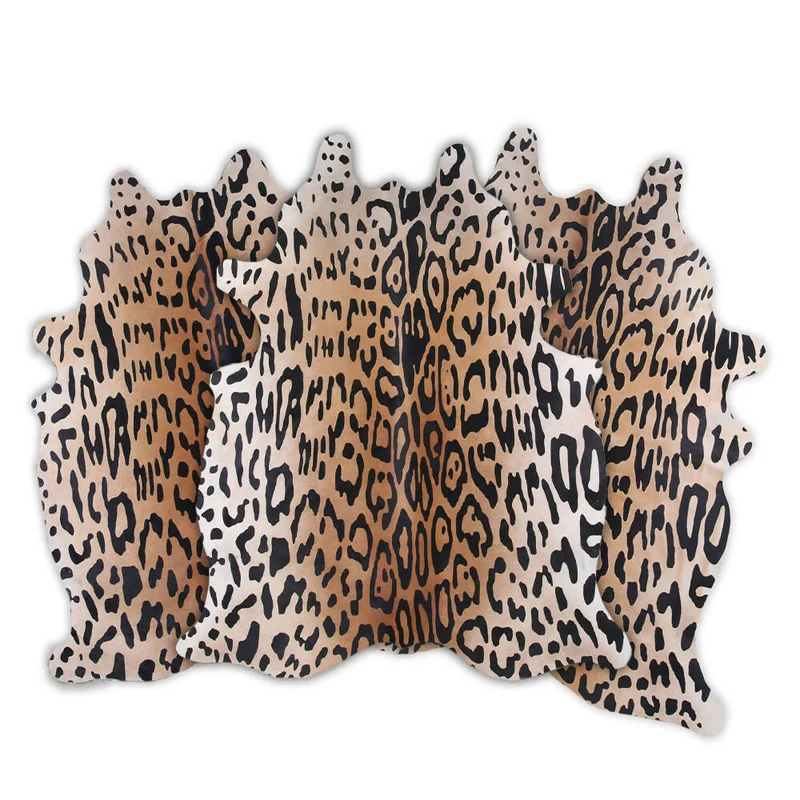 DEKOLAND - Amazon Jaguar on Beige Cowhide